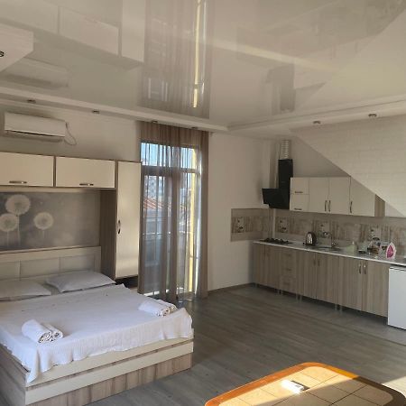 Hotel Chaika Kobuleti Bagian luar foto