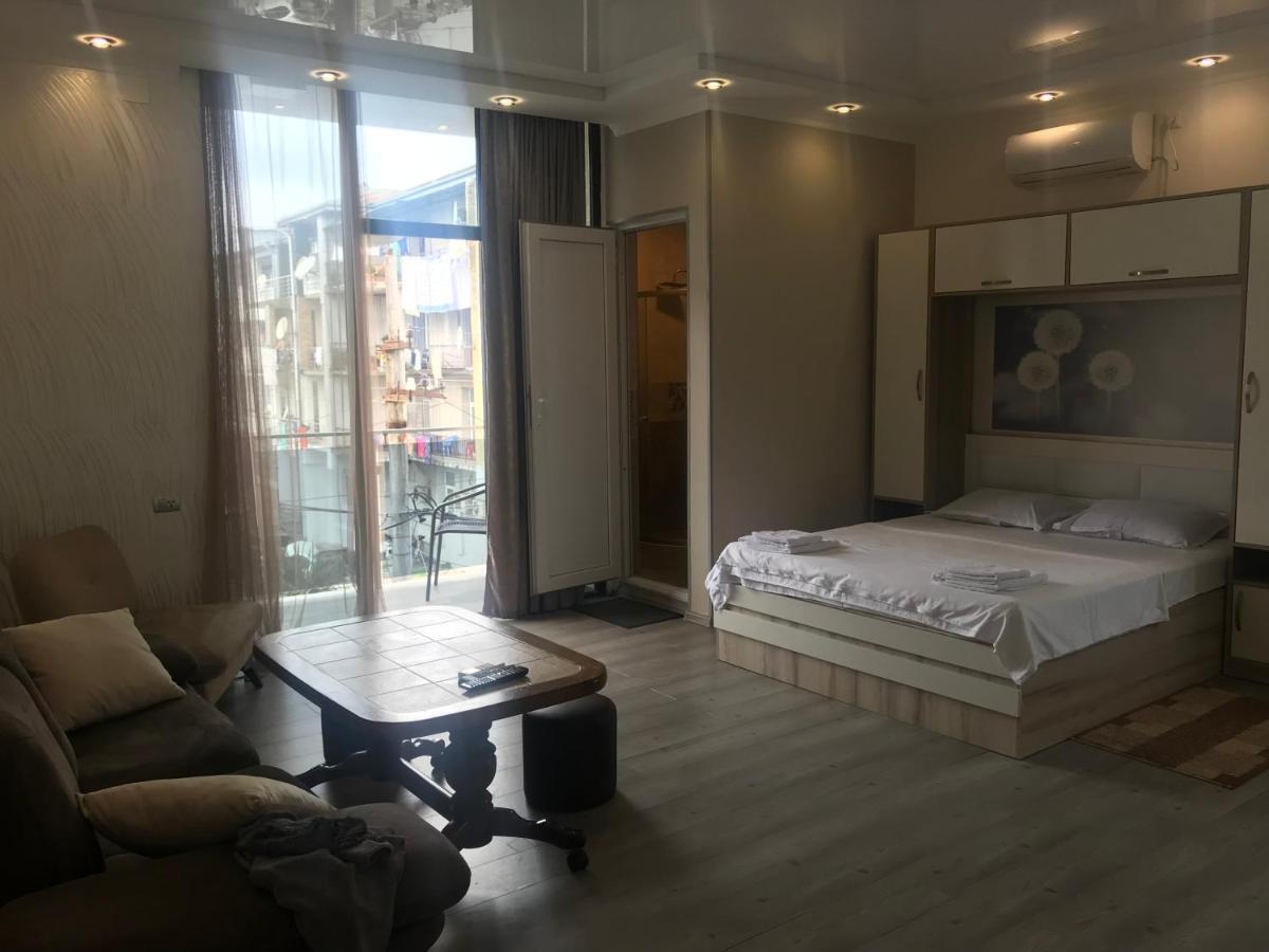 Hotel Chaika Kobuleti Bagian luar foto