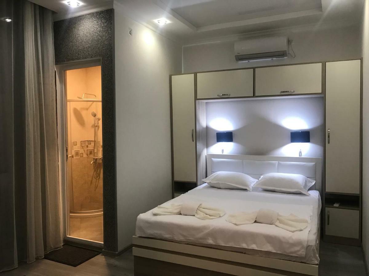 Hotel Chaika Kobuleti Bagian luar foto